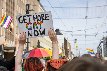_79A0689_get-more-gay.jpg