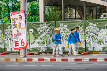_79A4055-guys-going-to-work.jpg