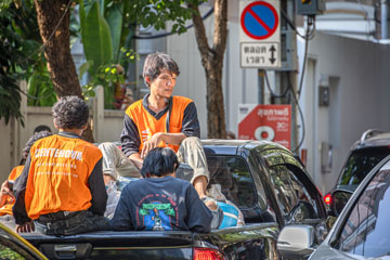 _79A4302-dudes-going-to-work.jpg